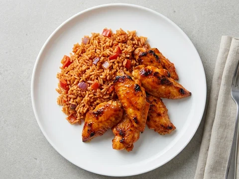 Buffalo Chicken Ribs with Spanish Rice — 43g protein chef-made ready meal delivered by Foober